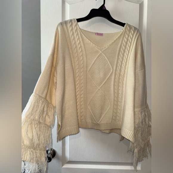 Pink Lily Sweaters - Pink Lily Cream Cable Knit Fringe Scoop Neck Sweater